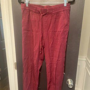 Burgundy Capris